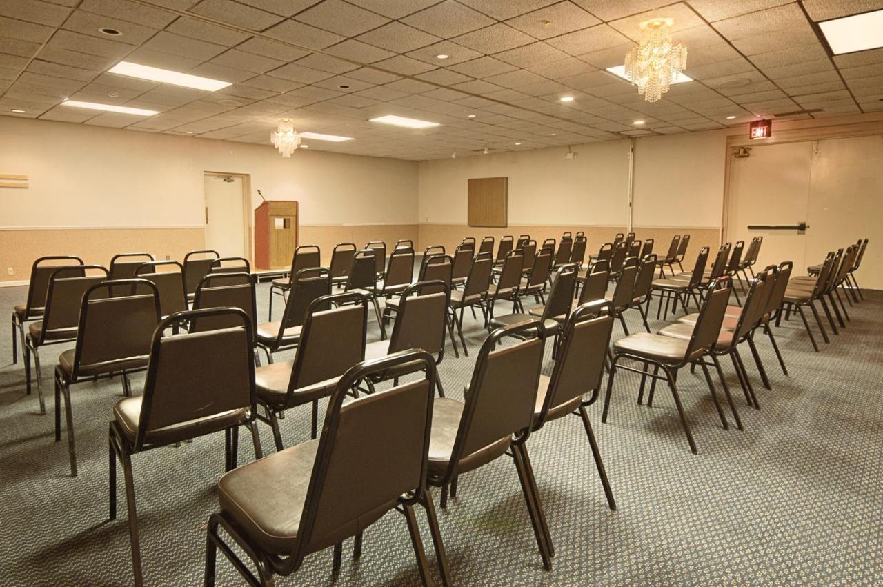 Columbus Grand Hotel & Banquet Center Ngoại thất bức ảnh